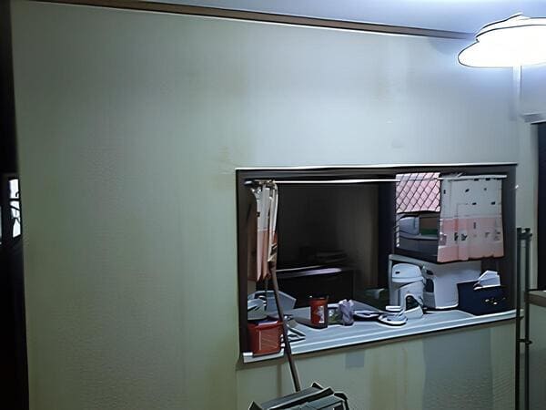 神奈川県横浜市_壁紙張り替え_施工前