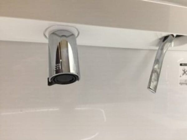 神奈川県横浜市_洗面台交換_施工後