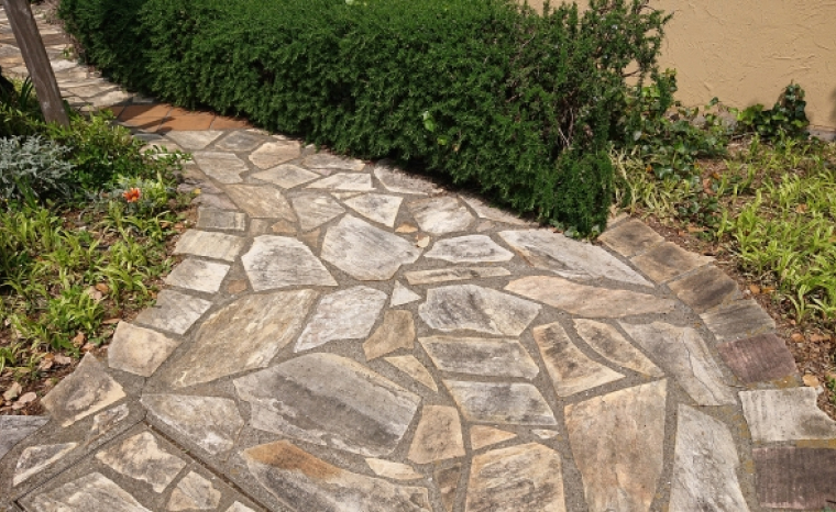 天然石・タイル貼りアプローチ