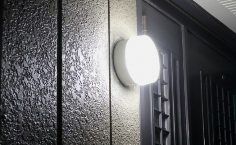 照明・センサーライト